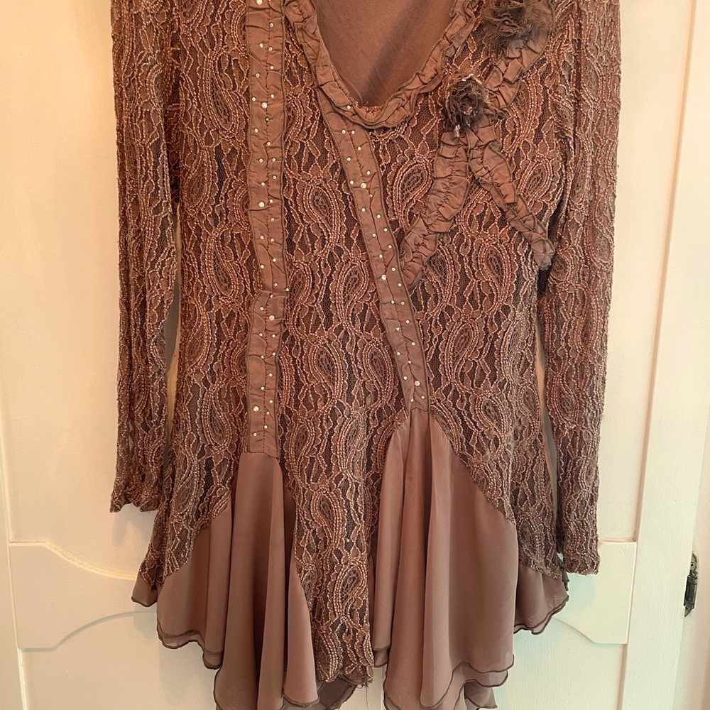 Pretty Angel Lace Dress. Never worn. Size Large.
